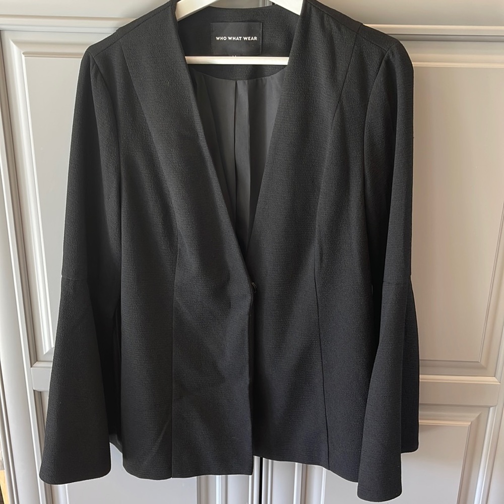 Who What Wear Black Bell Sleeve Jacket / Size M